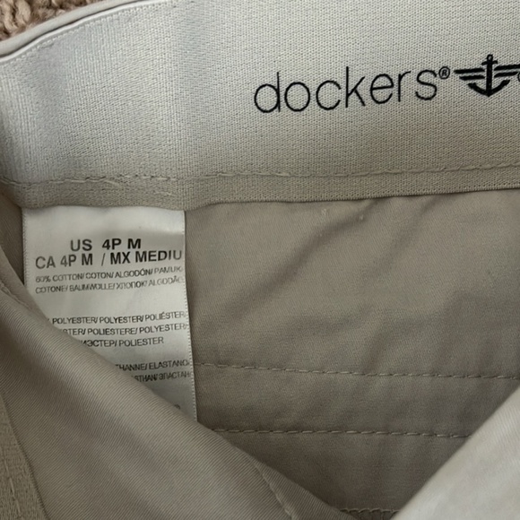Docker’s women pants - Picture 2 of 3